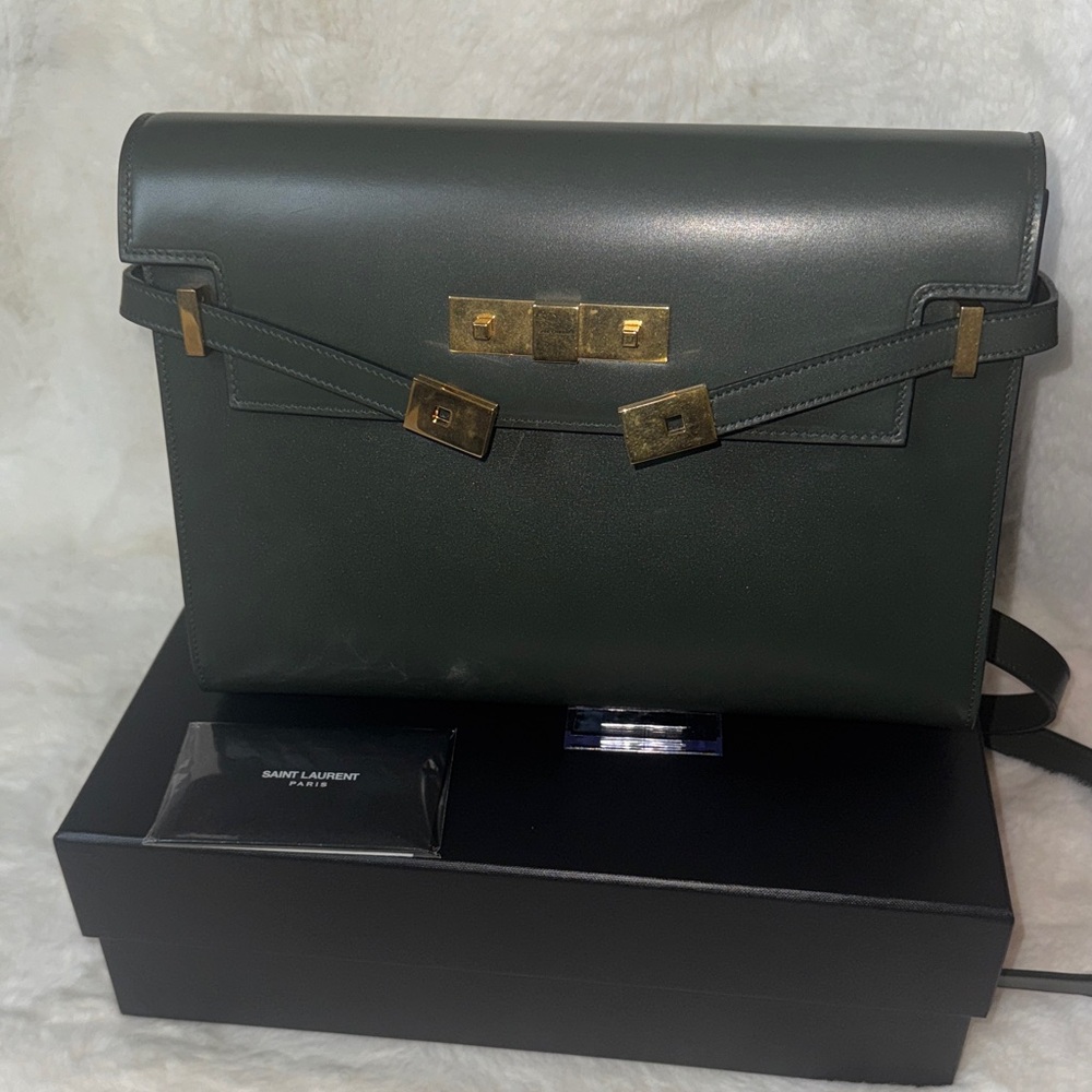 Saint Laurent Manhattan Small Shoulder Bag in Smooth Leather with Gold Hardware - Picture 4 of 4